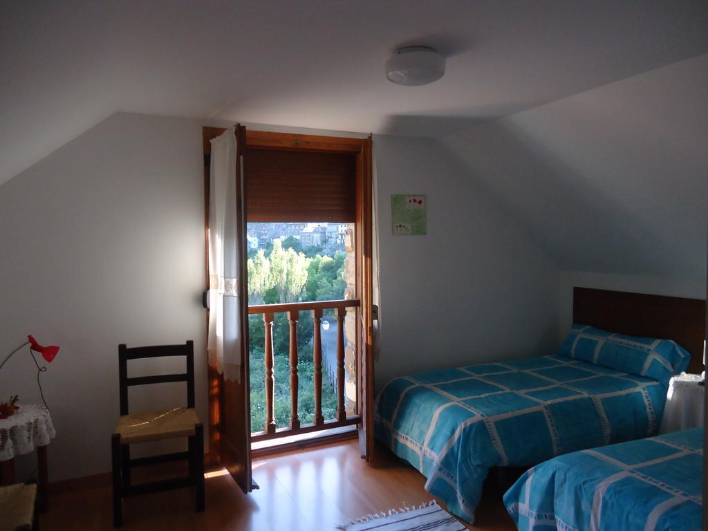 Casa Ursula Guest House Ansó Rom bilde